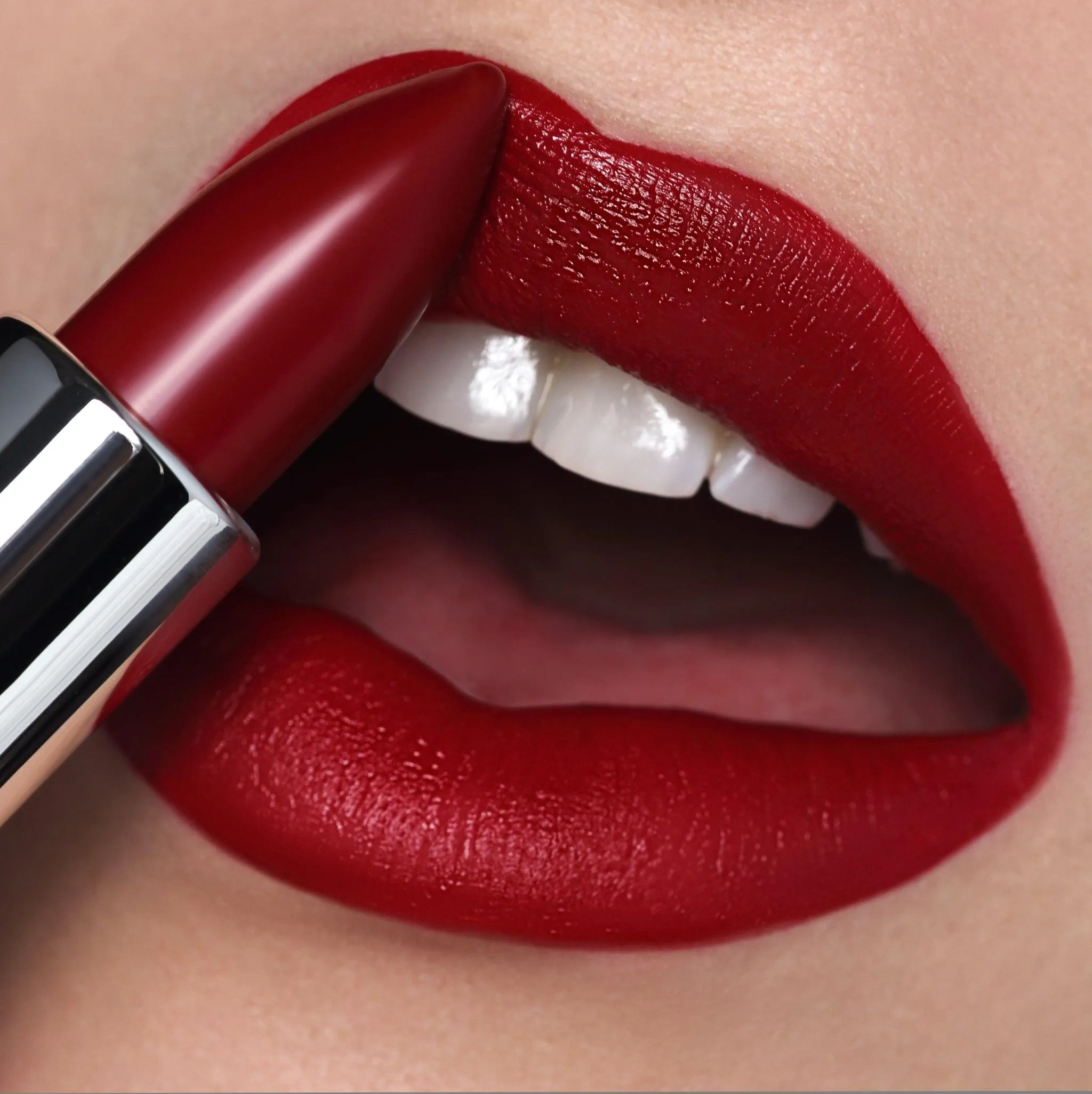 Celeb | A Rich Berry Red Matte Lipstick