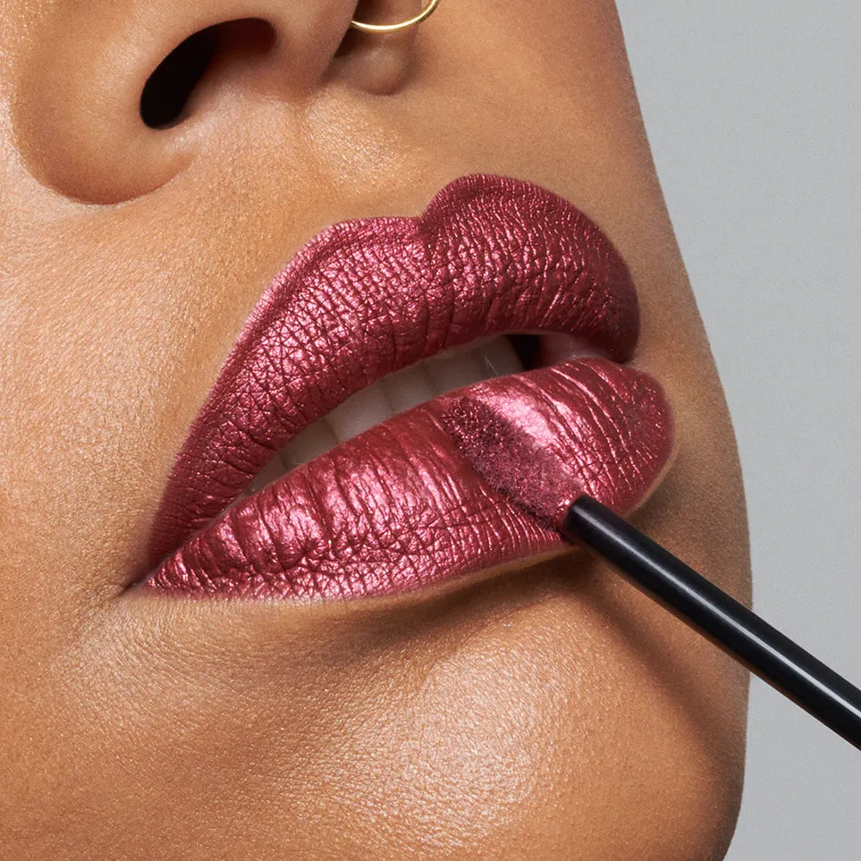 Everlasting Hyperlight Transfer-Proof Metallic Liquid Lipstick