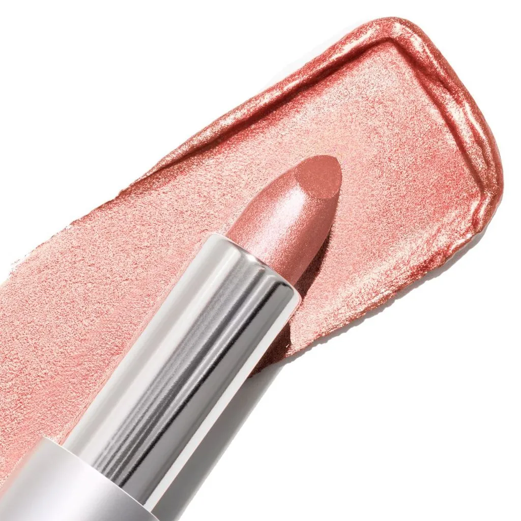 Glamour Crème | A Frosted Blushing Peach Lipstick With Gold and Rose Shimmer